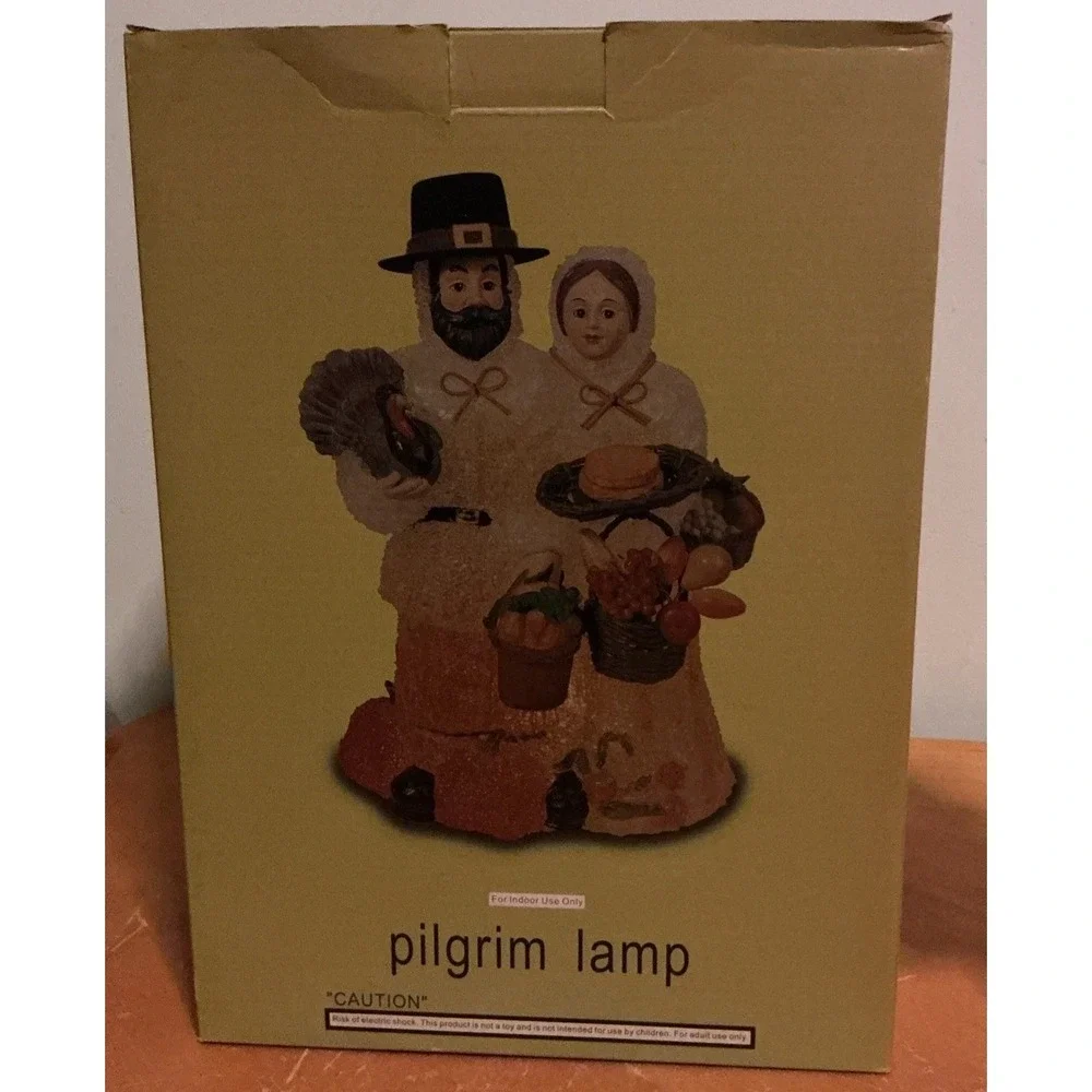 Retired Cracker Barrell Fall Harvest Thanksgiving Pilgrim Light Up, With Box‎